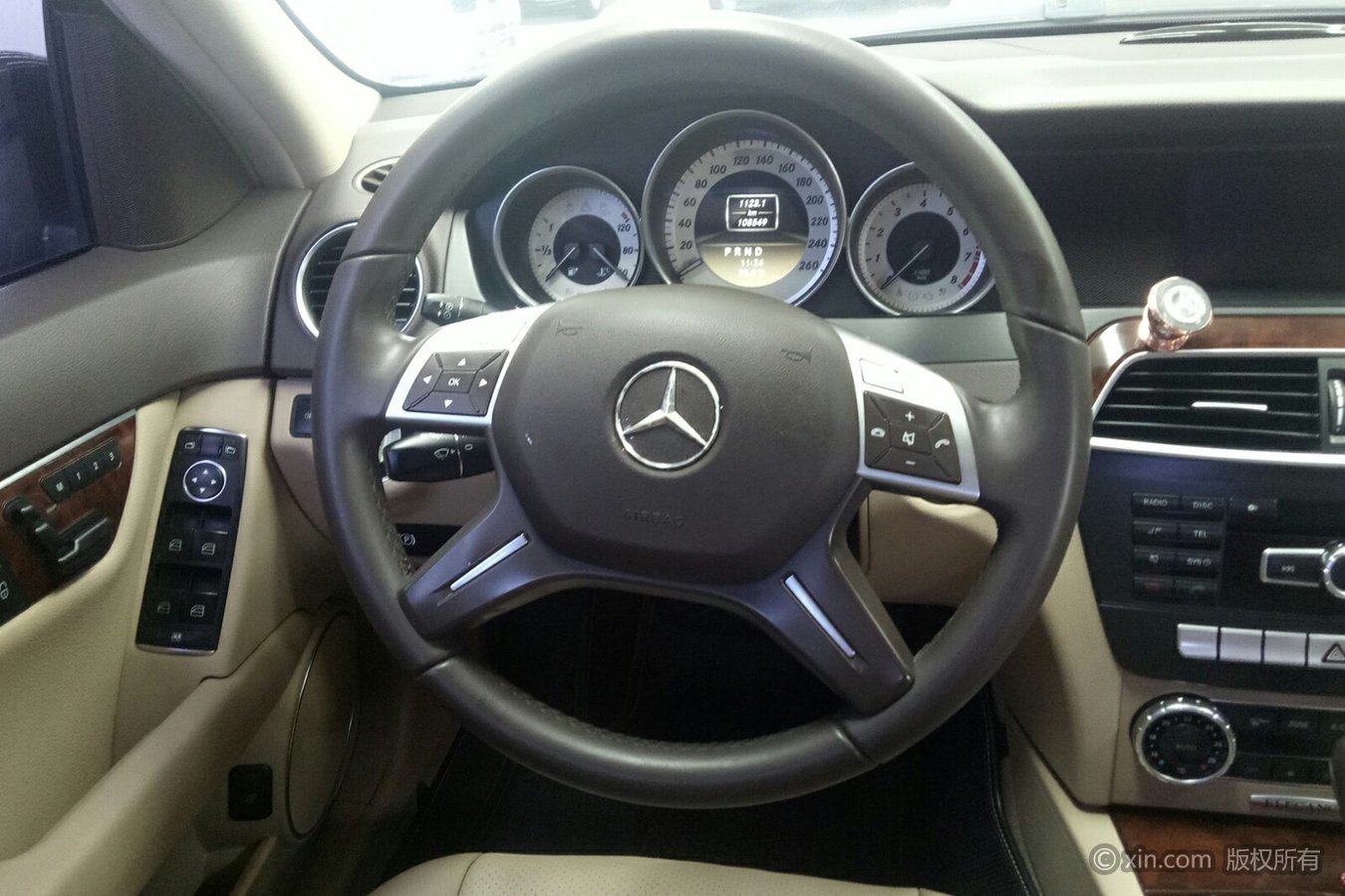 奔驰c级 2011款 1.8t 自动 c200优雅型cgi